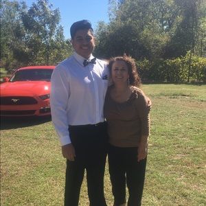 Meet your Posher, Victor